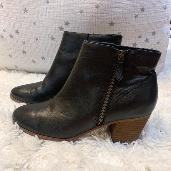 Black leather booties by Crown Vintage 8.5